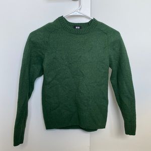 Uniqlo pine green sweater
